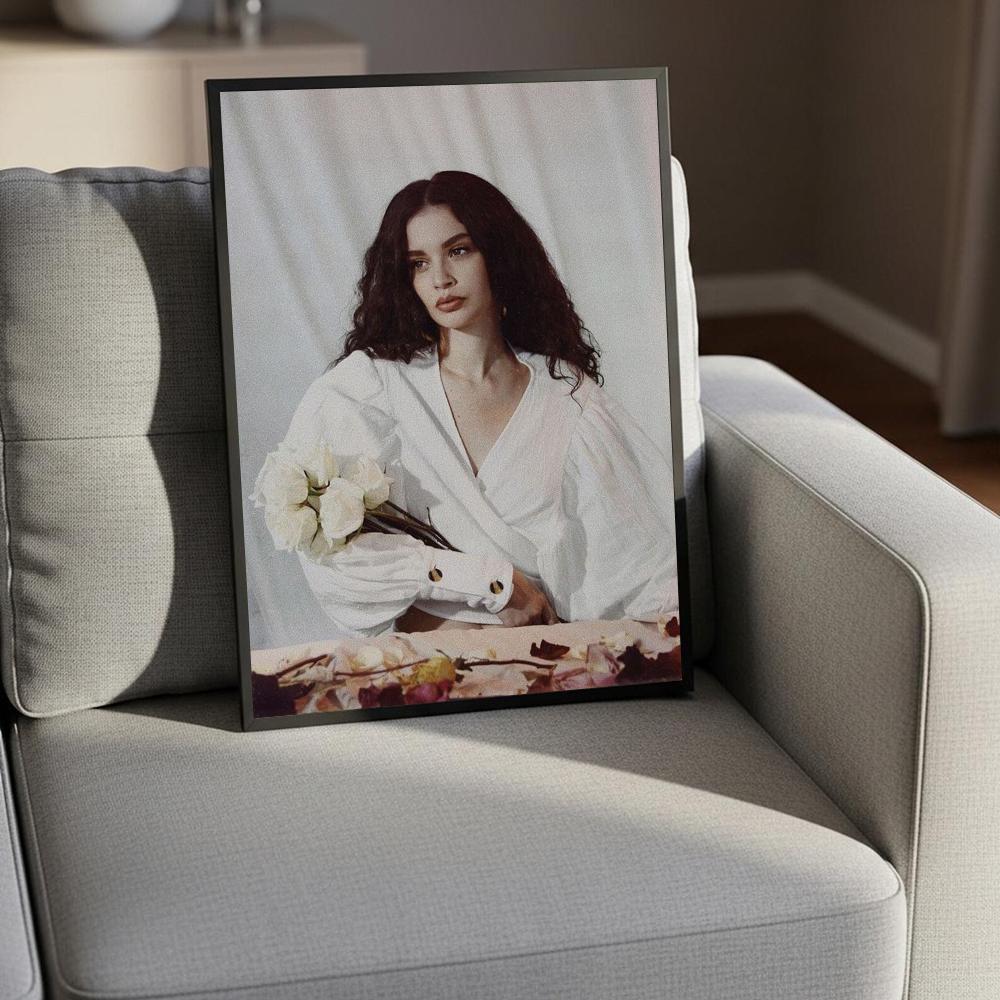 Singer S-Sabrina Claudio luxur - огляд і ціна Luxury Lifestyle Wallpaper