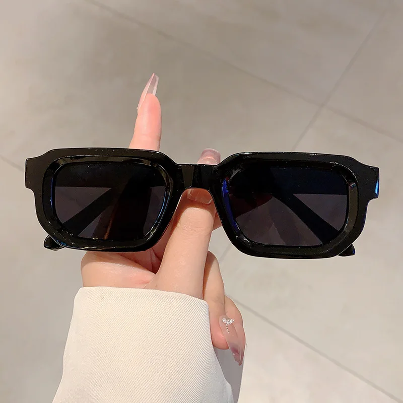 Vintage Rectangle Frame Sungla - огляд і ціна Luxury Lifestyle Men